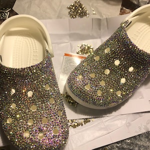 Bling Shoe Charms Several Small Shoe Accessories Can Make Your Shoes Look More Beautiful And Eye-Catching Sparkling Shoe Charm