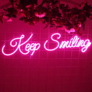 Aangepaste neonreclame Blijf lachen Neonreclame Bruiloft neonreclame Aangepaste neonreclame Slaapkamer Neonreclame Wanddecoratie Neonlichtbord voor muur