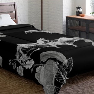 Gothic Bats Comforter | Twin XL (2 Sizes) | Dorm Bed Comforter | Gothic Comforter | Dark Academia | Tarot Aesthetic | Witchy Aesthetic