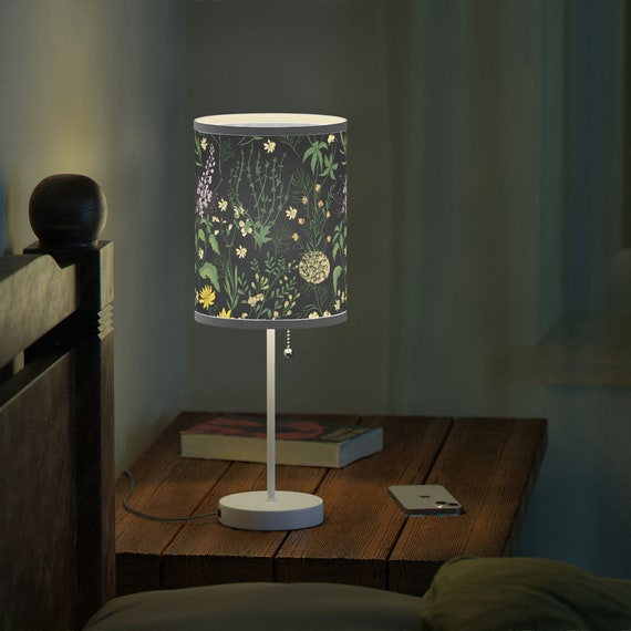 Oukaning Table Lamp Lily Flower Design Desk Light Bedside Night