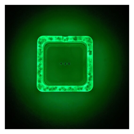 GLOW in THE DARK 420 Ashtray