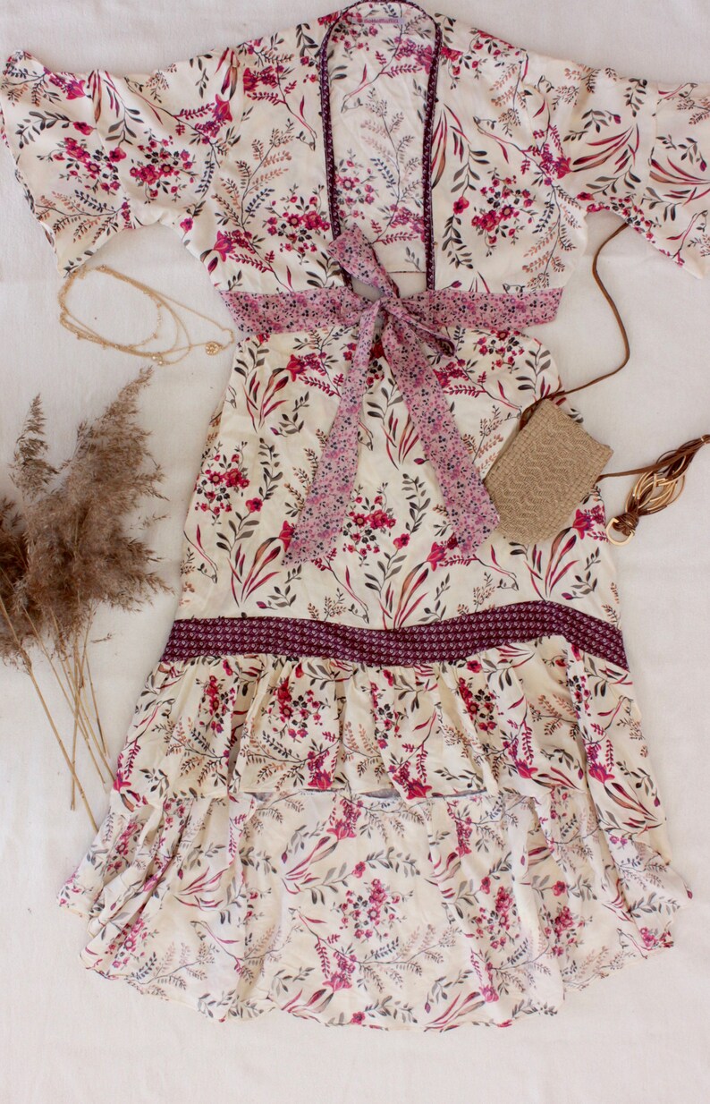 L U00e4ssiges Kleid Mit Schleife Und R U00fccken U00f6ffnung Bedrucktes Maxikleid Maxikleid Damen Mit V Ausschnitt Langes Kleid Mit Blumen Muster Clothing Dresses Ugaurbanag Com
