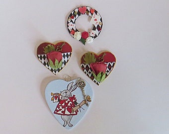 Miniature Alice in Wonderland Wreath, Valentines Wreath, Dollhouse Wreath, Heart Wreath, Dollhouse Art, Dollhouse Valentine Door Decor
