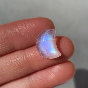 Mini Blue Moonstone Moon, Rainbow Moonstone Pocket Stone, New Beginning Crystal, Feminine Energy Crystal, Healing Solar Plexus Chakra