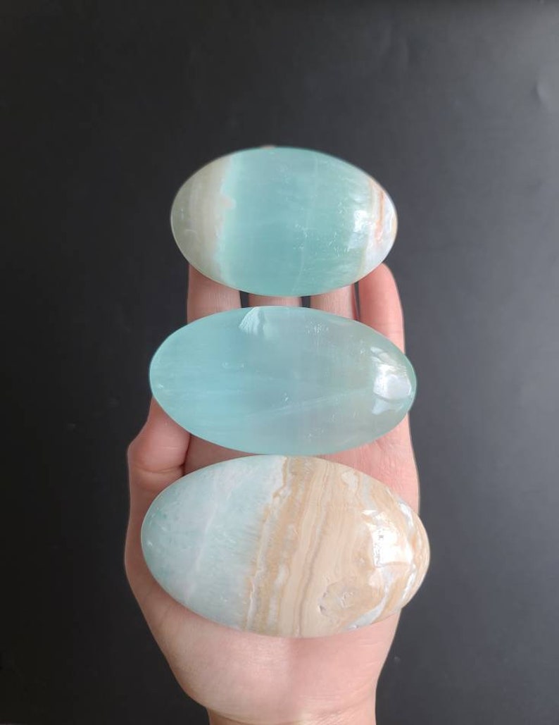 Caribbean Blue Calcite Palm Stone Healing Blue Crystal Etsy