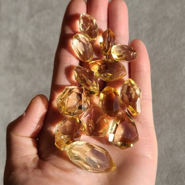 Natural Citrine Pocket Stone, Citrine Free Form, Energizing Crystal, Wealth Crystal, Cleansing Crystal, Healing Solar Plexus