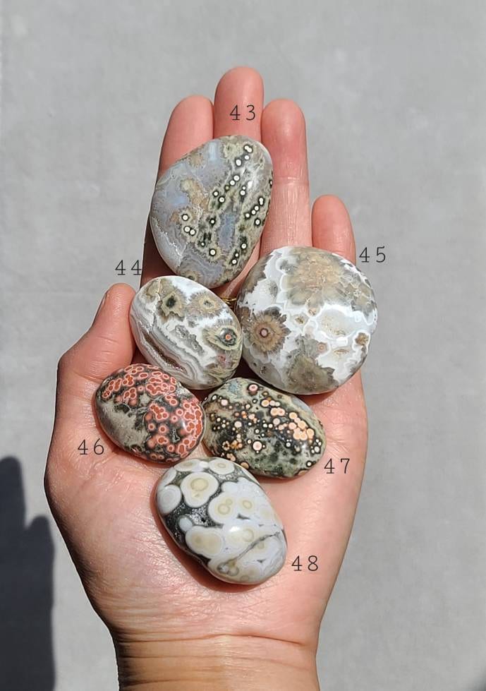 SHIR STONE シアストーン　4-12×44mm Old Stock Ocean Jasper Palm Stone: Orbicular Calming Crystal - Etsy