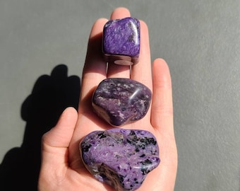 Purple Charoite Palm Stone, Charoite Pocket Stone, Healing Purple Chakra, Purple Crown Chakra, Energizing Crystal, Self Care Crystal