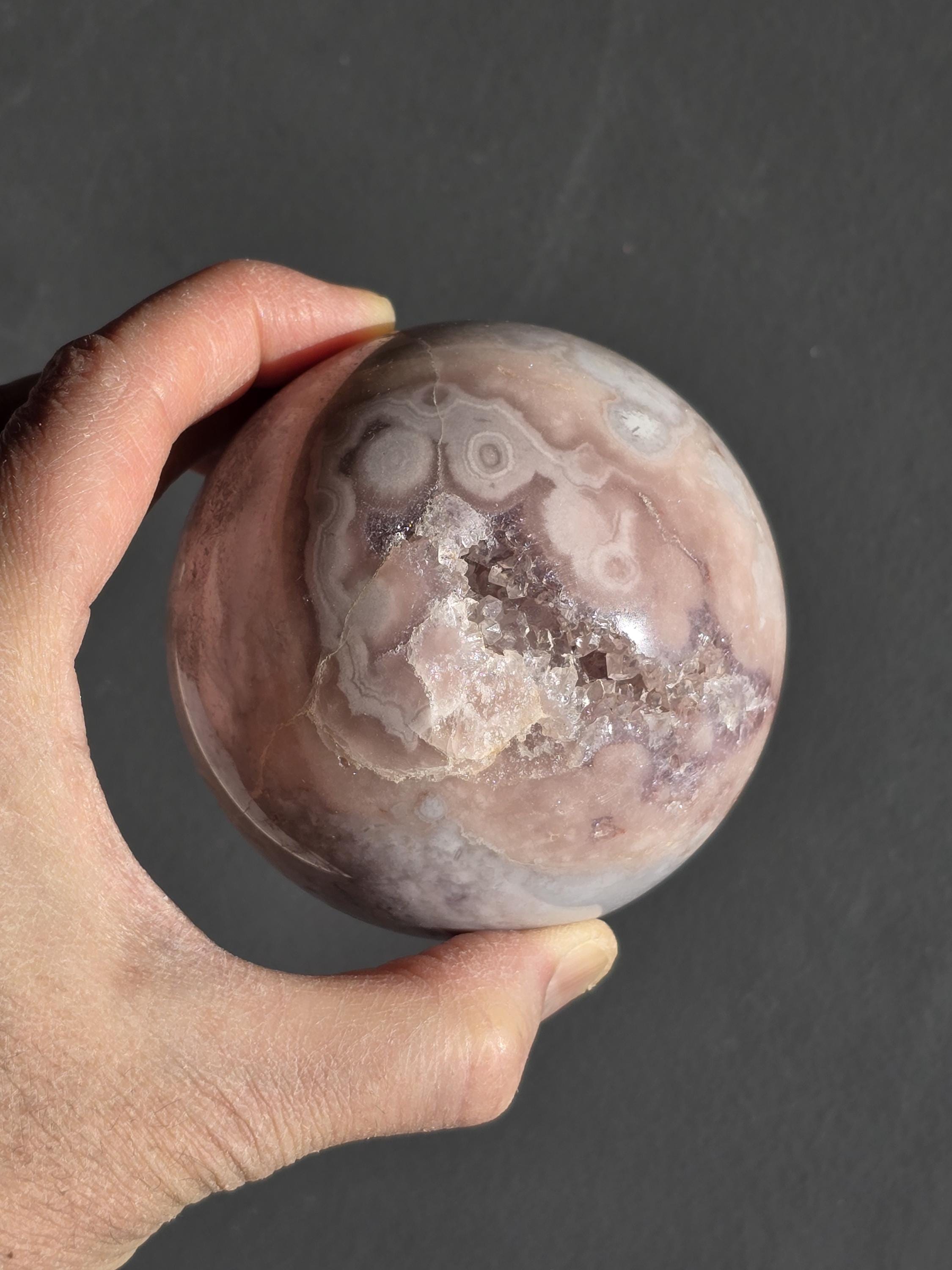 ピンクアメジストフラワーアゲートドゥルージースフィア：心を