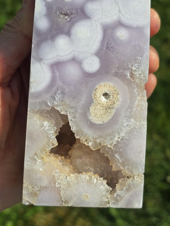 ピンクアメジストフラワーアゲートドゥルージータワー：心を落ち着か