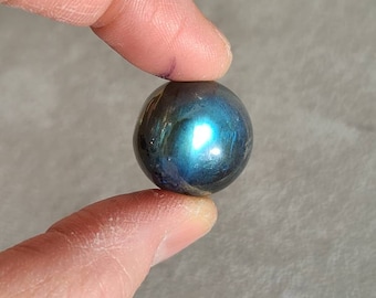 Mini Teal Labradorite Sphere, Rainbow Labradorite Pocket Stone, Mermaid Labradorite, Transformation Crystal, Protective Crystal