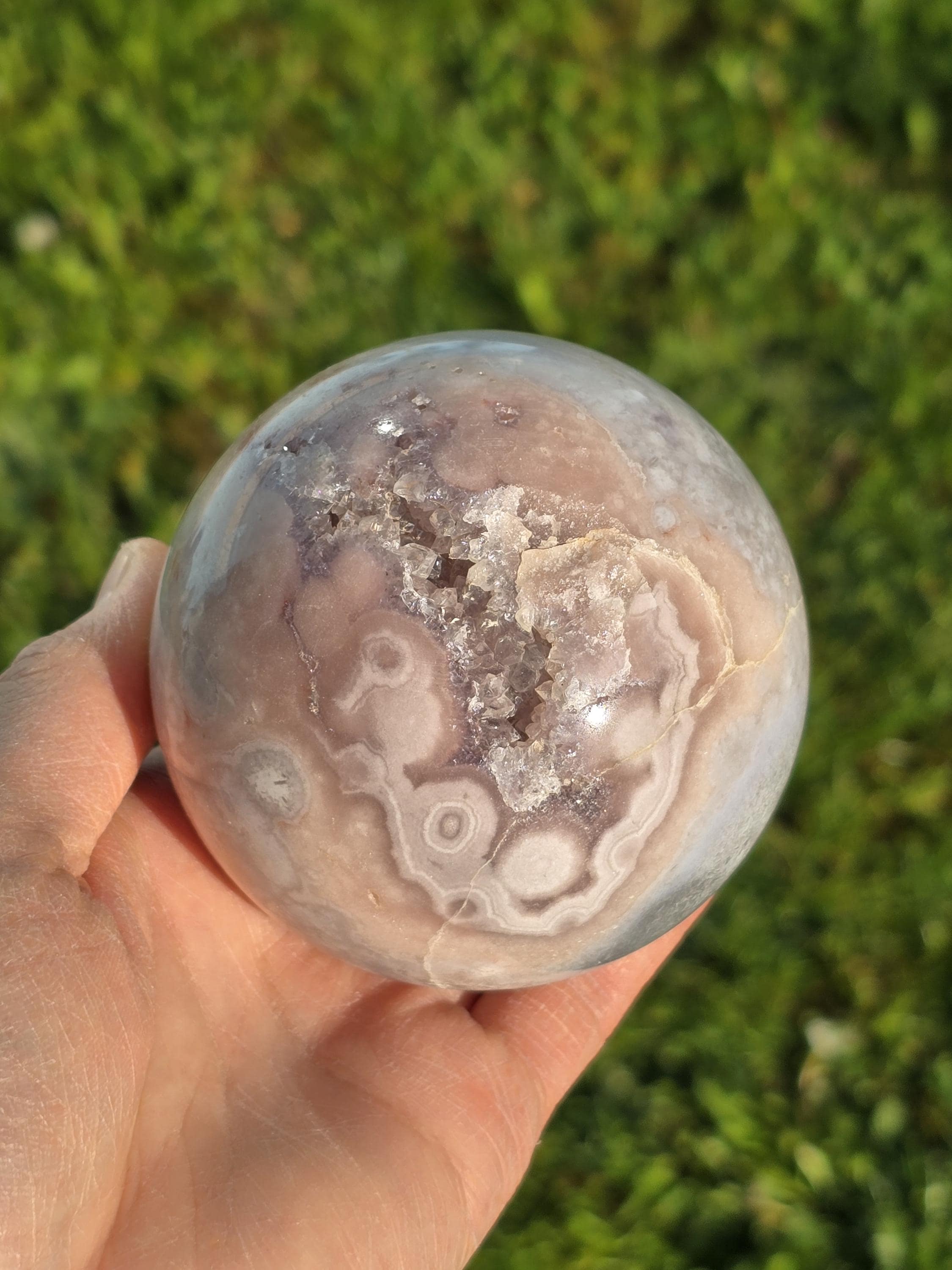 ピンクアメジストフラワーアゲートドゥルージースフィア：心を落ち着か