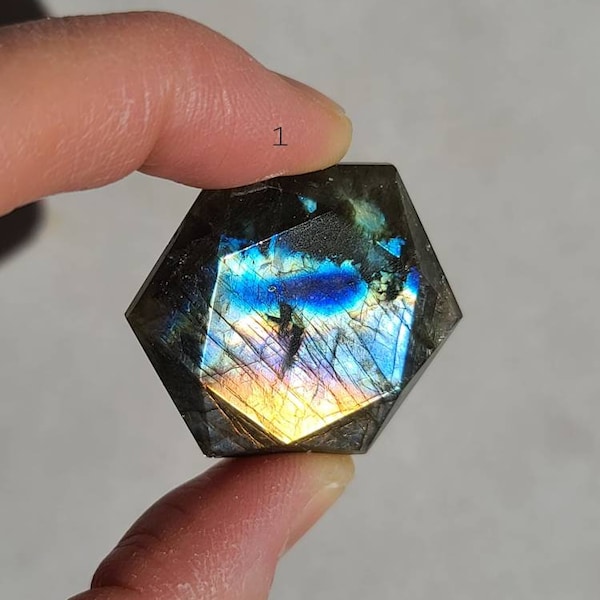 Teal Labradorite Hexagon Palm Stone, Rainbow Labradorite, Purple Spectrolite, Cleansing Crystal, Protective Crystal, Tranformation Crystal
