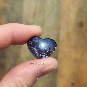 Iolite Sunstone Heart, Intuition Crystal, Sacral Chakra Crystal, Healing Throat Chakra, Energizing Crystal Heart