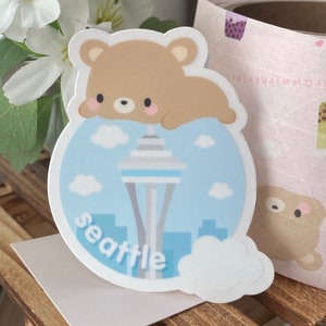 Seattle Clear Vinyl Sticker - Brown Bear | Souvenir Ideas | Space Needle