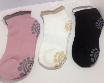 Yoga Socks Martial Arts Pilates Base 33 Men’s Low Rise Grip Socks Lifting Yoga Socks Martial Arts Pilates Base 33 Men’s Low Rise Grip Socks Lifting