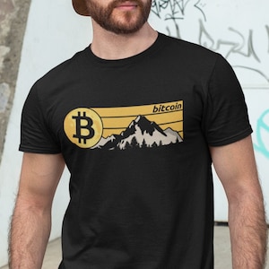 Bitcoin Moon Crypto T Shirt | Bitcoin Tee | Bitcoin Tshirt | Cryptocurrency Shirt | HODL | Bitcoin Gift | Crypto Shirt | Bitcoin Art