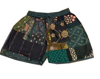 Short en patchwork unisexe super confortable fait main vert bouteille / Short en patchwork de rayonne fait main / Short de yoga unisexe d&#39;été hippie bohème
