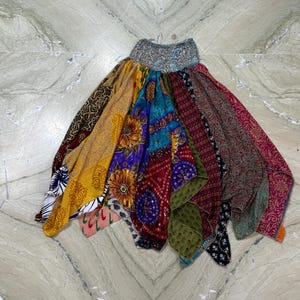 Hippie boho patchwork rok/gerecycleerde zijde patchwork rok/veelkleurige boho zijden rok/zomerfestival rok/elastische taille rok