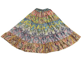 Indian Handmade Recycle Silk Sari Patchwork Long Skirt For Women / Patchwork Tiered Skirt / Big Flared Maxi Skirt / Bohemian Women Skirt