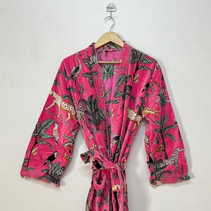 ジャングルプリントベルベット着物ローブ / ベルベットロング着物ジャケット / モーニングティーベルベットコート / ブライズメイドローブ / 女性用ロング着物