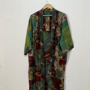Women Silk Kimono, Recycle Sari Silk Kimono Robe, Robe For Women, Silk Beach Cover Up, Silk Long Dressing Gown, Kimono Robe for Her