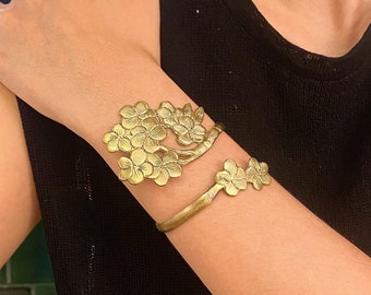 Sakura bracelet | Leaf bracelet | Artisan Copper Brass Bracelet | Cuff bracelet | handmade brass bracelet| gold cuff bracelet 