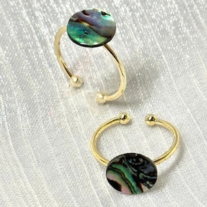 Anillo de concha de abulón hecho a mano / Banda ajustable chapada en oro / Joyería artesanal / Regalos de Navidad / Anillo para el meñique