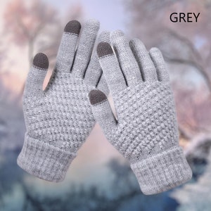 Touchscreen knitted soft winter gloves