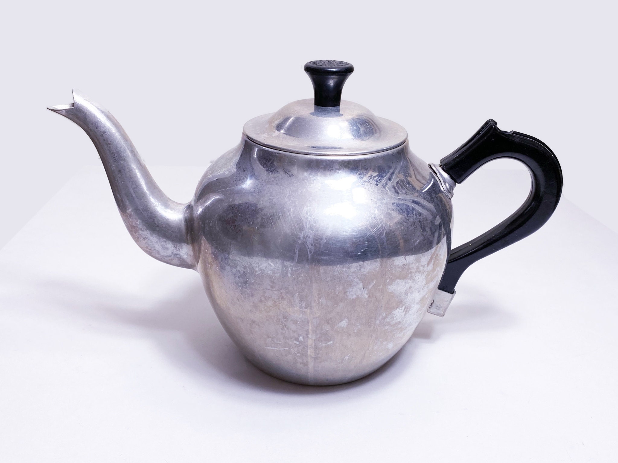 VintageRare :: Wear-Ever Aluminum Tea Kettle, Made in USA - collectibles -  by owner - sale - craigslist