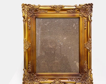 Vintage Gold Victorian Style Photo Frame - 1970s Home Decor