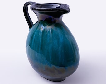 Vintage Blue Mountain Pottery Pitcher: Aladdin Style Green Flow Glaze