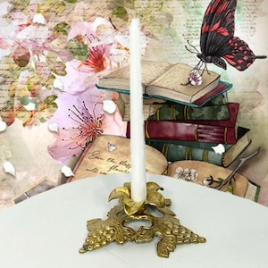 Vintage solid brass grape flower candlestick holder Home decor