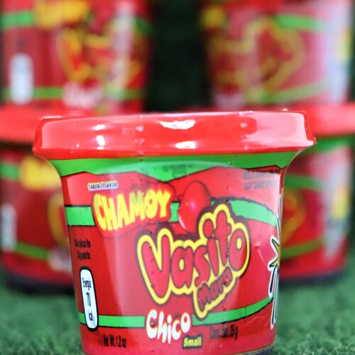 Pulparindo Tamarind Mini cups, Mexican Candy, Tamarindo, Dulce, Candy, Candy on Spoon, Vasito Mara, Vasito de tamarindo, Chamoy Candy