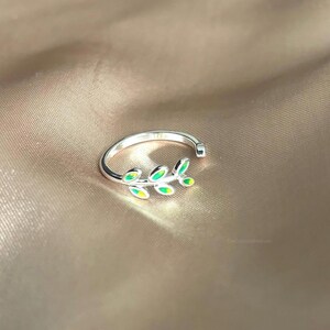 925 Sterling Silver Emerald Green Leaf Adjustable Ring| Sterling Silver Ring