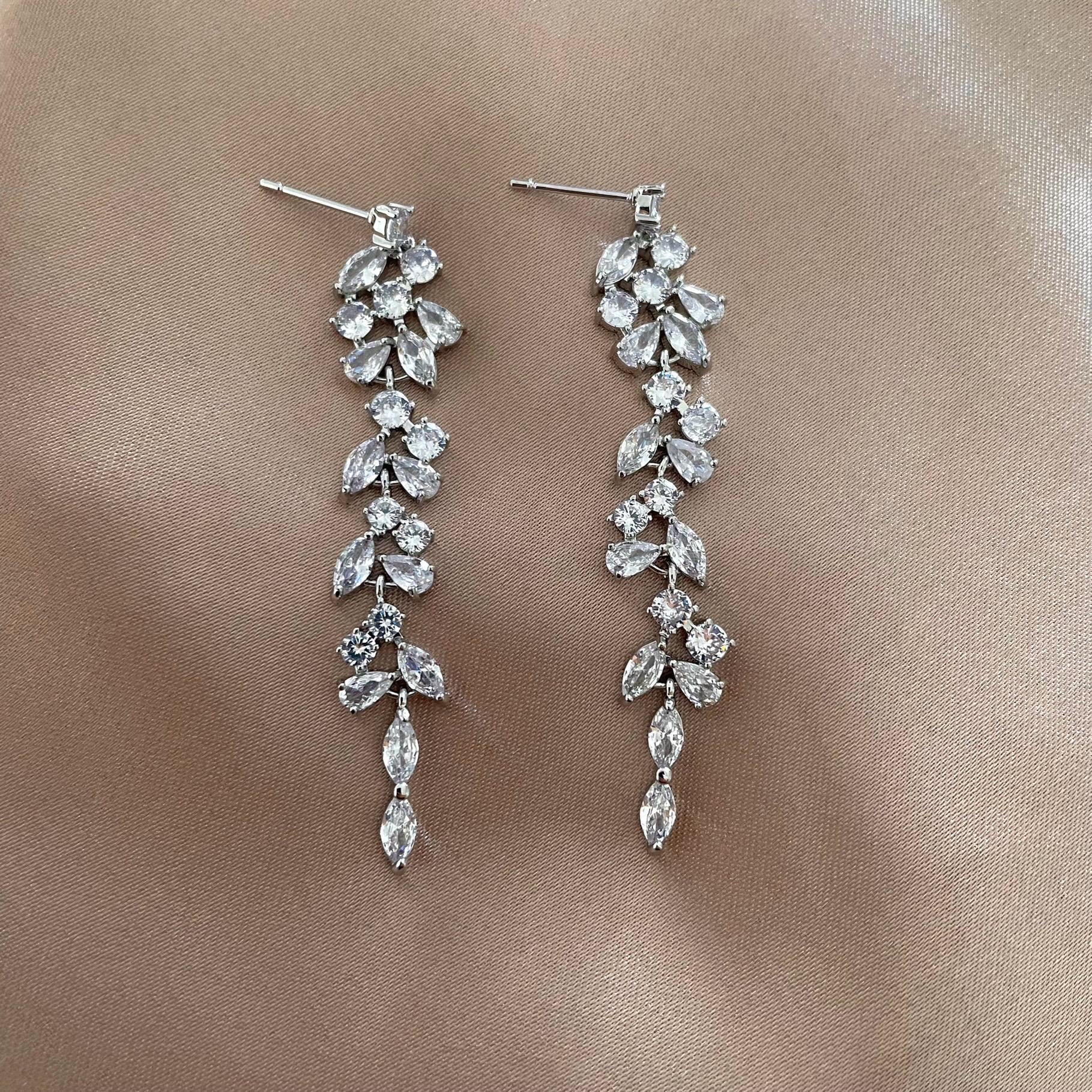 Boucles d'oreilles pendantes feuille de cristal