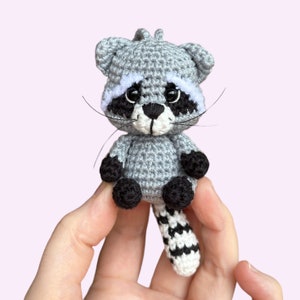 Crochet Raccoon Ornament Hanging Raccoon Plush Raccoon Stuffed Animal, Racoon Gift, Car Mirror Ornament, Handmade Gift Baby Raccoon Keychain