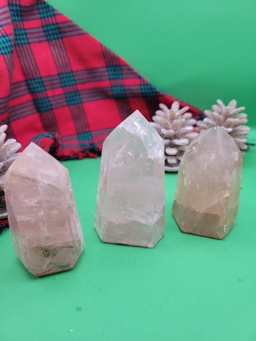 ブラジル産ローズクォーツポイントタワー：ゴールデンヒーラー