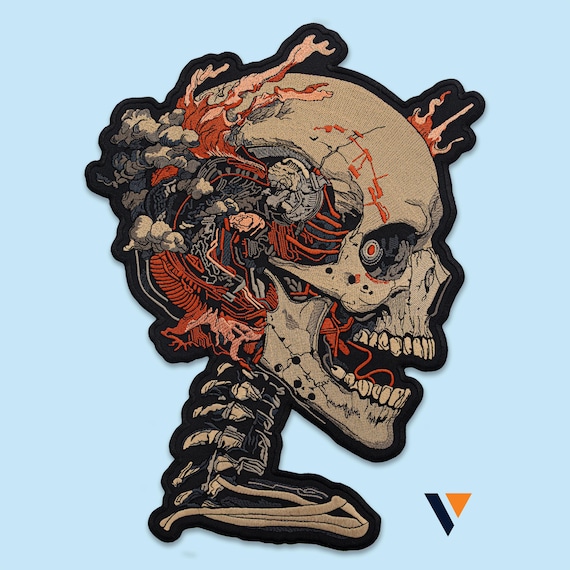 Anatomical Cyberpunk Skull Embroidered Patch – Oversized Iron-On Biomech Art Badge for Denim Jackets, Biker Vests, Cosplay, Horror Décor