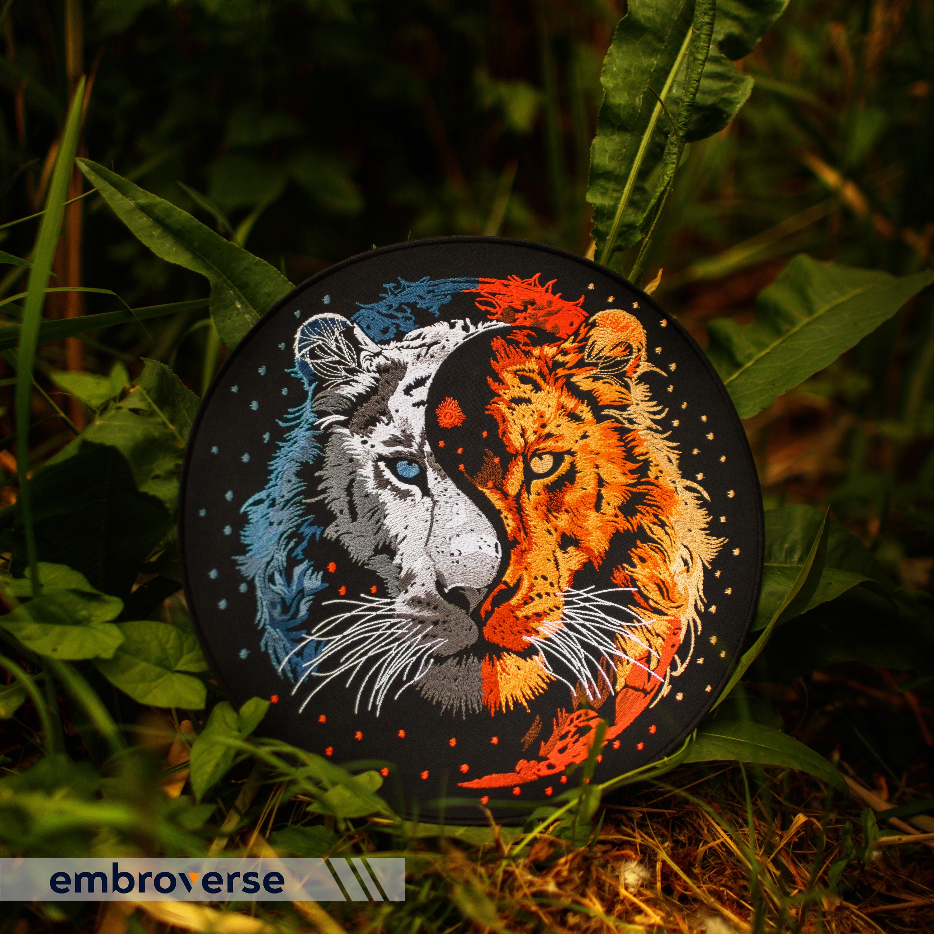 Yin Yang Lion Large Embroidered Patch - Royal Animal Back Jacket