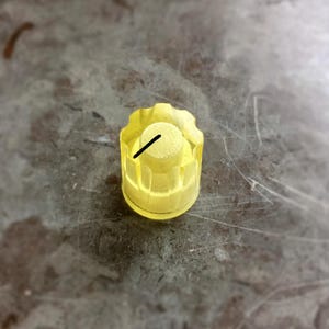 Perilla clon Davies 1900H amarilla transparente