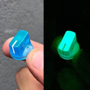 Blue/Green "Glow in the Dark" Knob - Guitar Pedal etc - Davies 1510 Clone