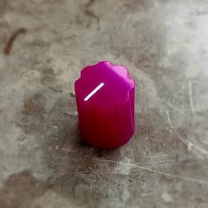 Jasnofioletowy fluorescencyjny neonowy Davies 1900H Clone Knob