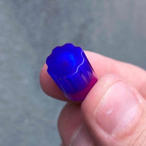 Leuchtend Lila / Dunkelblau Fluoreszierender Neon Davies 1900H Encoder Clone Knob