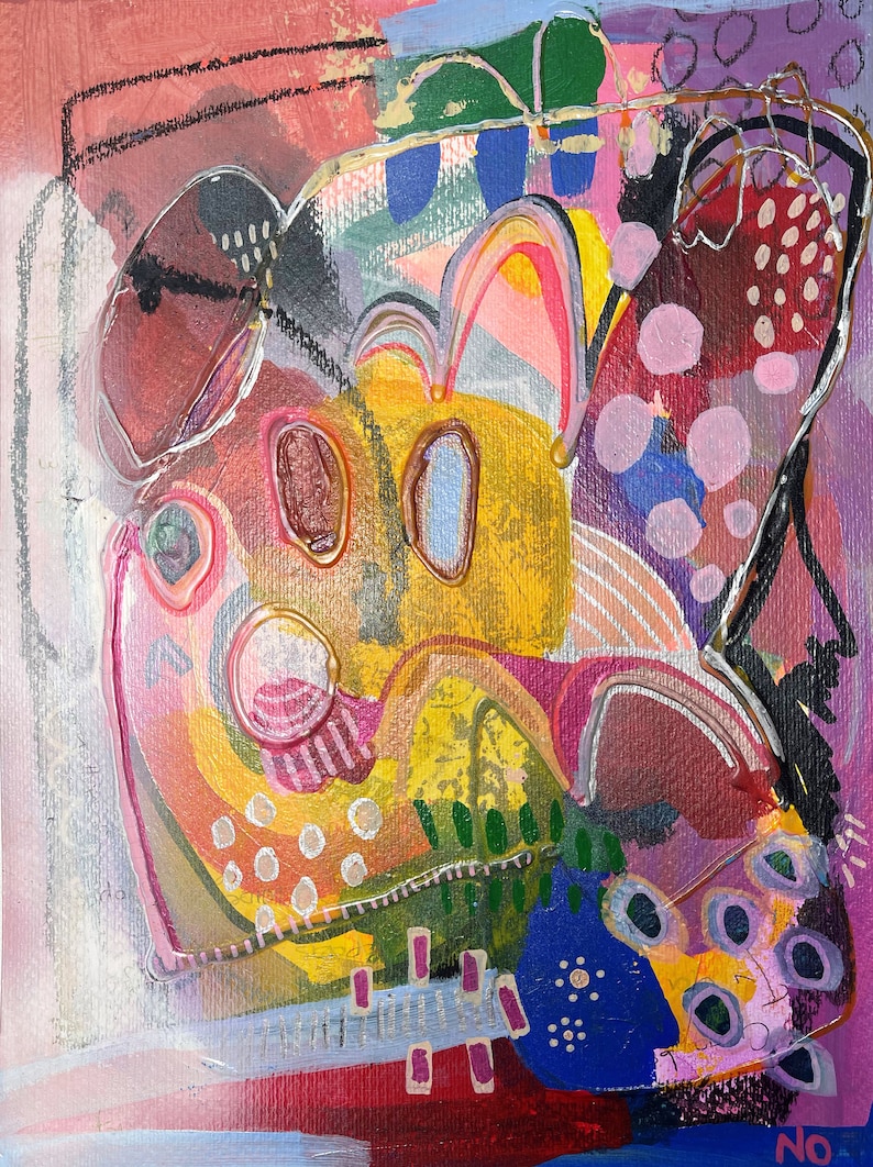 Puede incluir: Pintura abstracta con un dise&ntilde;o colorido y en capas. La pintura presenta una variedad de formas, incluyendo c&iacute;rculos, &oacute;valos y cuadrados. Los colores utilizados en la pintura son brillantes y vibrantes, incluyendo rosa, amarillo, azul, verde y rojo. La pintura tiene un aspecto caprichoso y juguet&oacute;n.