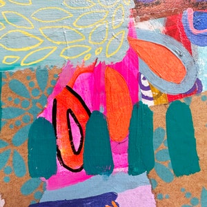 Peut inclure: Peinture abstraite avec un m&eacute;lange de couleurs vives, notamment le rose, l'orange, le bleu sarcelle et le jaune. La peinture pr&eacute;sente une vari&eacute;t&eacute; de formes et de textures, cr&eacute;ant une composition dynamique et &eacute;nergique.