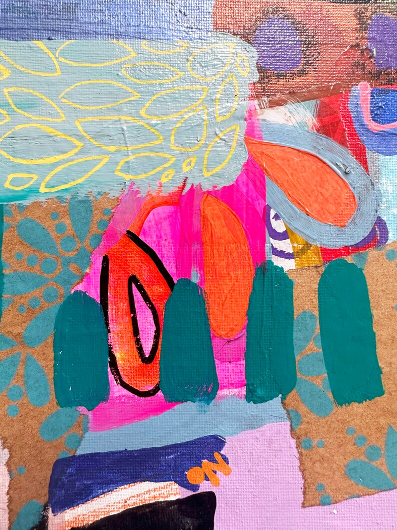 Peut inclure: Peinture abstraite avec un m&eacute;lange de couleurs vives, notamment le rose, l'orange, le bleu sarcelle et le jaune. La peinture pr&eacute;sente une vari&eacute;t&eacute; de formes et de textures, cr&eacute;ant une composition dynamique et &eacute;nergique.