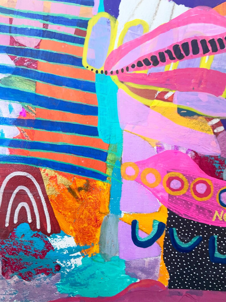 K&ouml;nnte beinhalten: Abstraktes Gem&auml;lde mit leuchtenden Farben, darunter Pink, Blau, Gelb, Orange und Gr&uuml;n. Das Gem&auml;lde zeigt geometrische Formen und Linien, die eine dynamische und energiegeladene Komposition erzeugen.