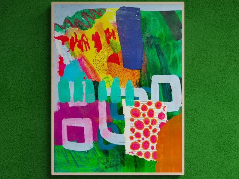 Puede incluir: Pintura abstracta sobre lienzo con una mezcla de colores brillantes, incluyendo rosa, azul, verde, amarillo y naranja. La pintura presenta formas geom&eacute;tricas y un elemento de collage con lunares rosas.