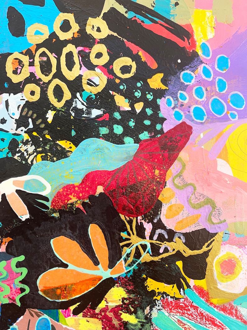 Puede incluir: Pintura abstracta con un dise&ntilde;o colorido y en capas. La pintura presenta una variedad de formas, incluyendo c&iacute;rculos, puntos y espirales. Los colores son brillantes y vibrantes, incluyendo rojo, azul, amarillo, verde y rosa.